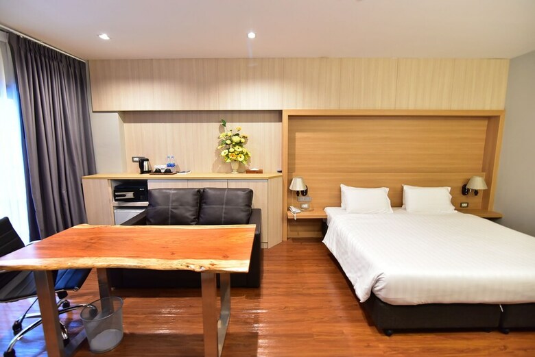 Hotel The Three Hat Yai