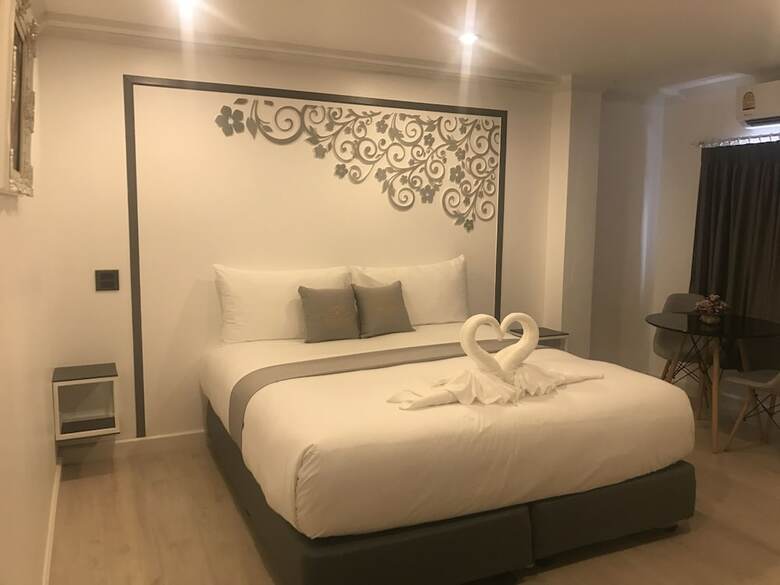 Hotel White House