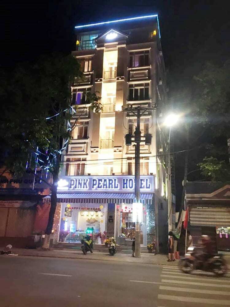 Pink Pearl Hotel