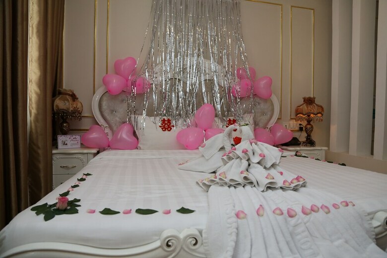 Tuyet Son Hotel