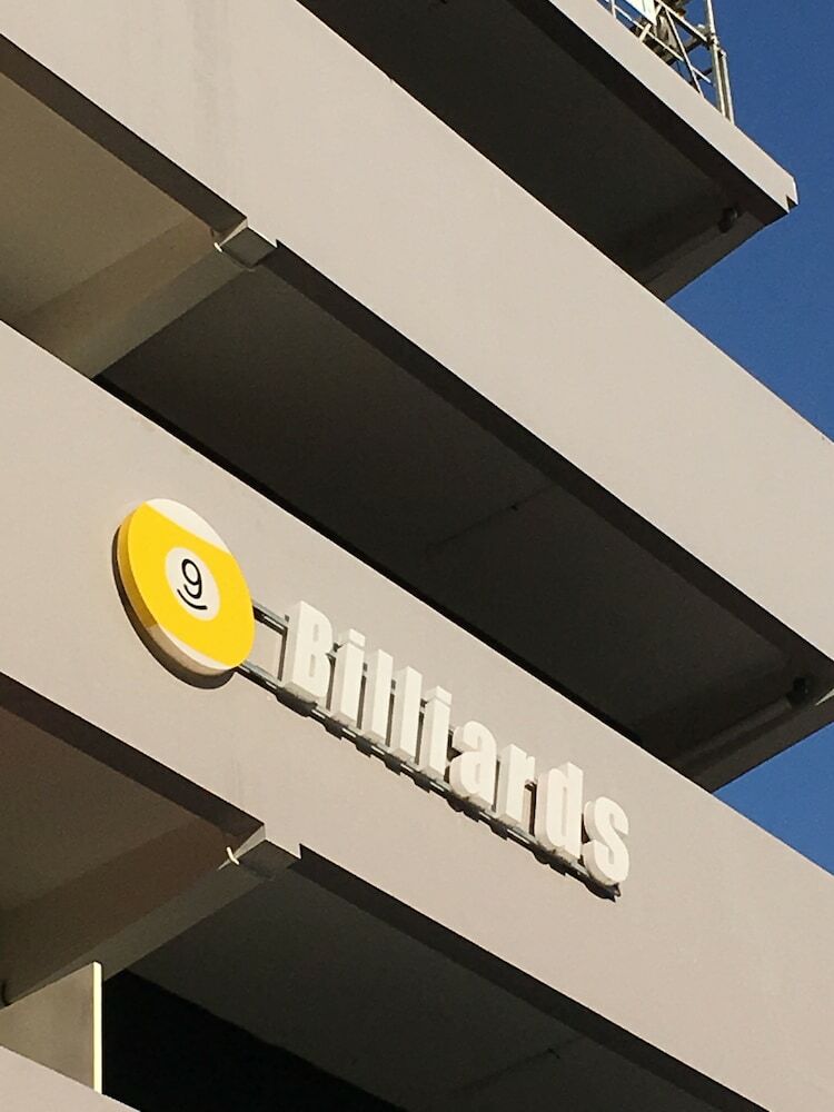 I&m Hotel Billiard