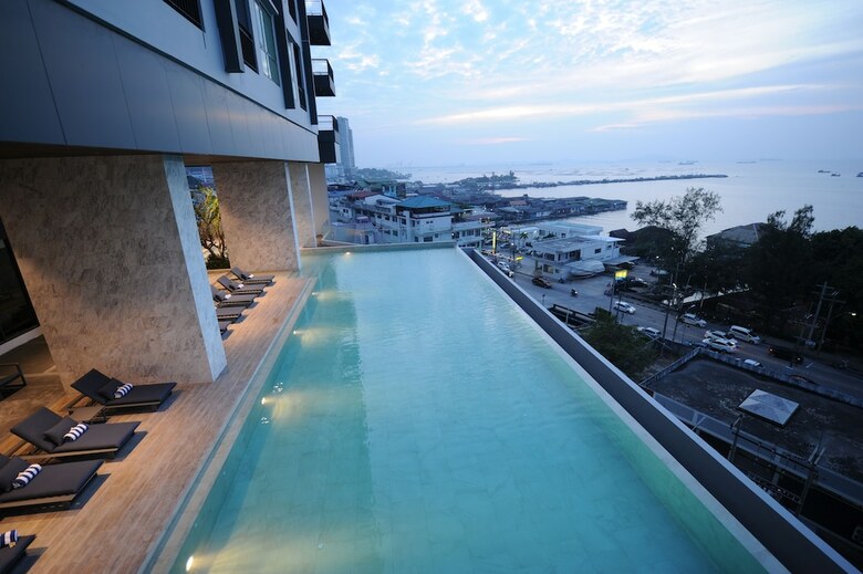 Aparthotel Oakwood Hotel And Residence Sriracha