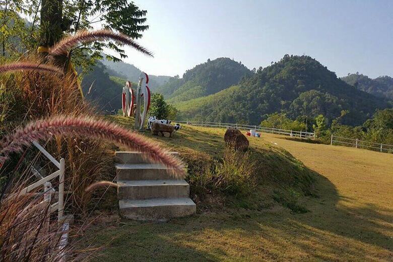 Hotel Phu Arun Resort
