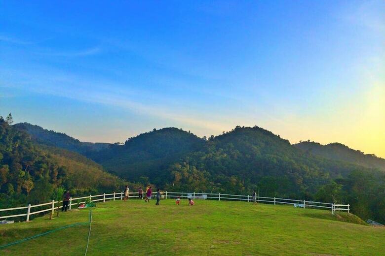 Hotel Phu Arun Resort