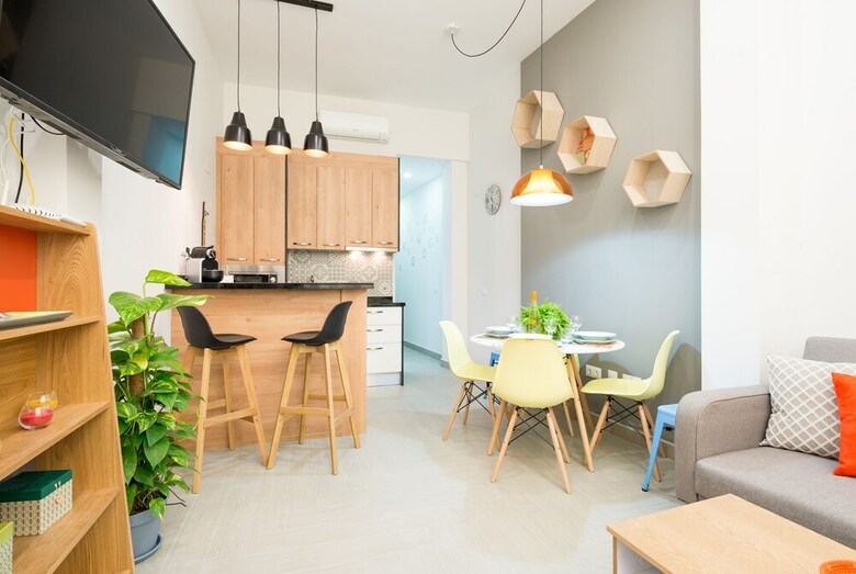 Lovely & Quiet City Center Apartment