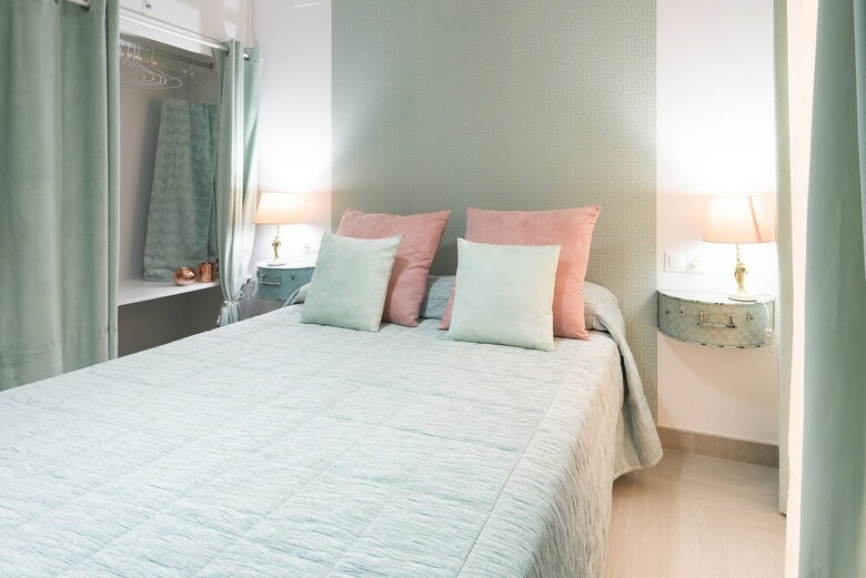 Lovely & Quiet City Center Apartment