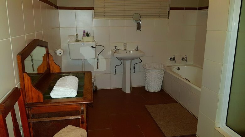 Hotel Inca Lily Accommodation