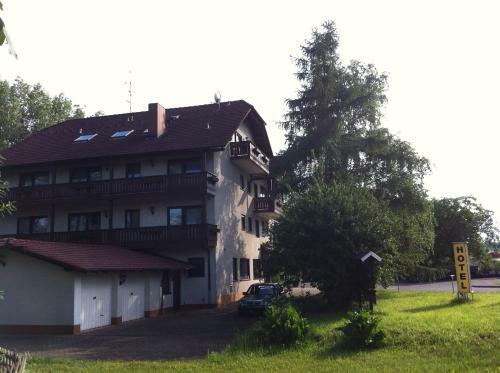 Posada Hotel Bacchusstube Garni