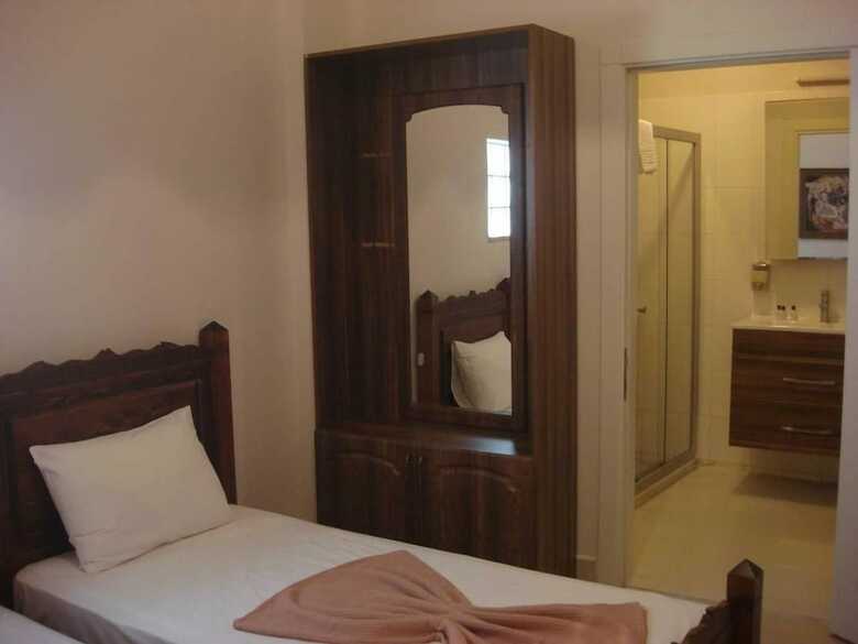 Second Spring Hotel