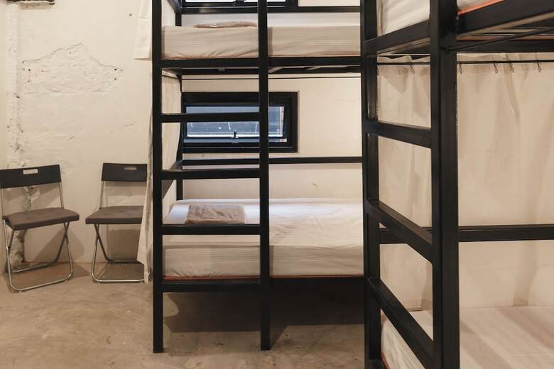 Hostal Nivas Siam Hostel