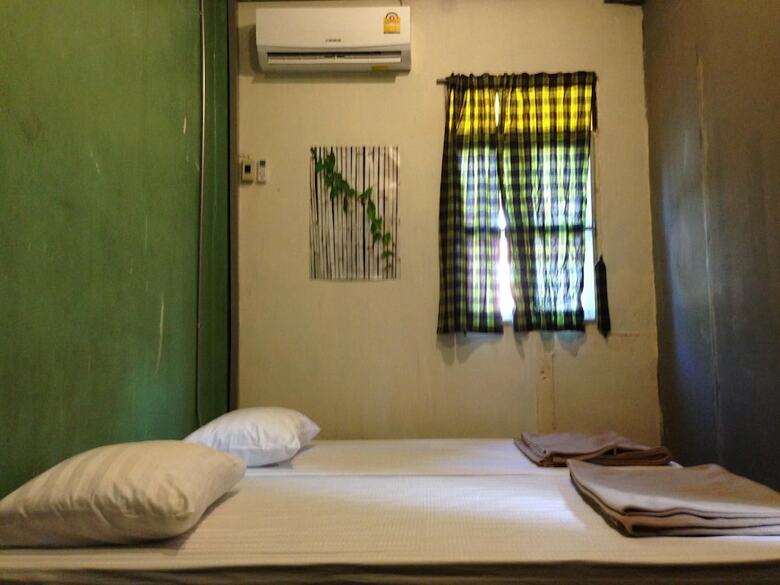 Hostal Nivas Siam Hostel