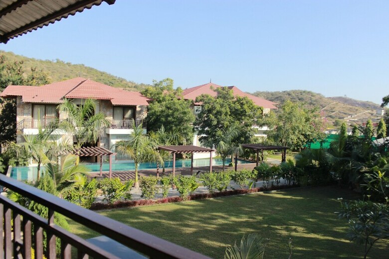 Hotel Ramya Resort & Spa