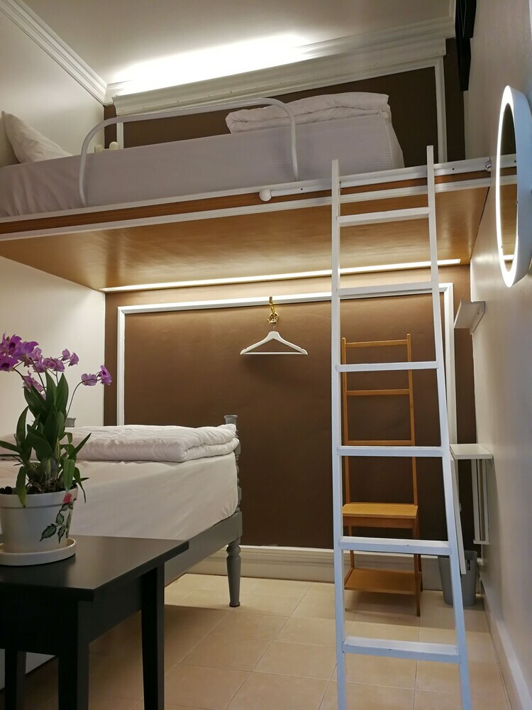 Hostal Bed In Town