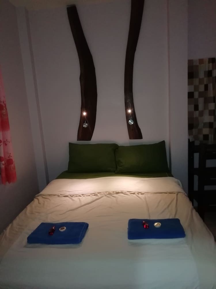 Hotel Kamrai Resort