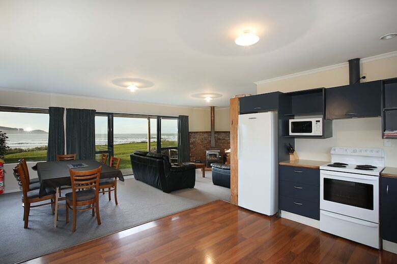 Catlins Beach House