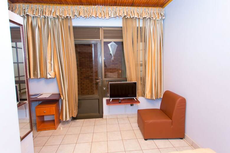 Champion Hotel