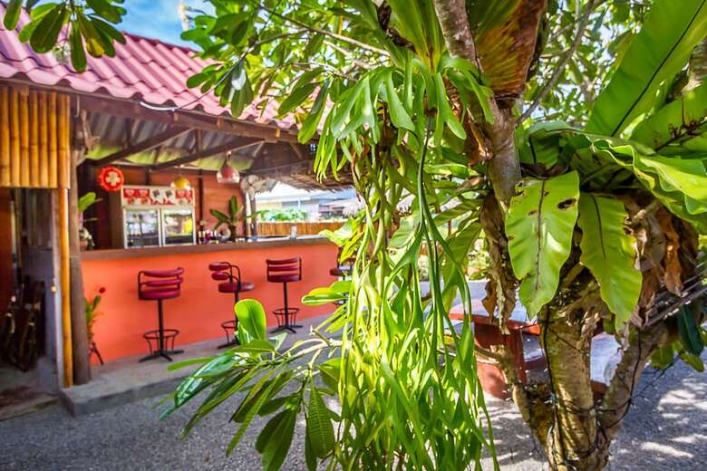 Hostal Bubu Lanta Hostel