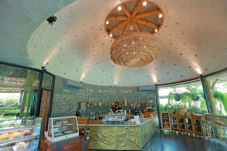 Hotel The Buffalo Amphawa