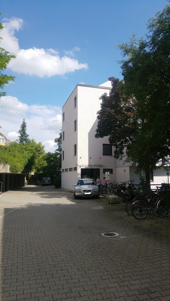 Apartment K�nig