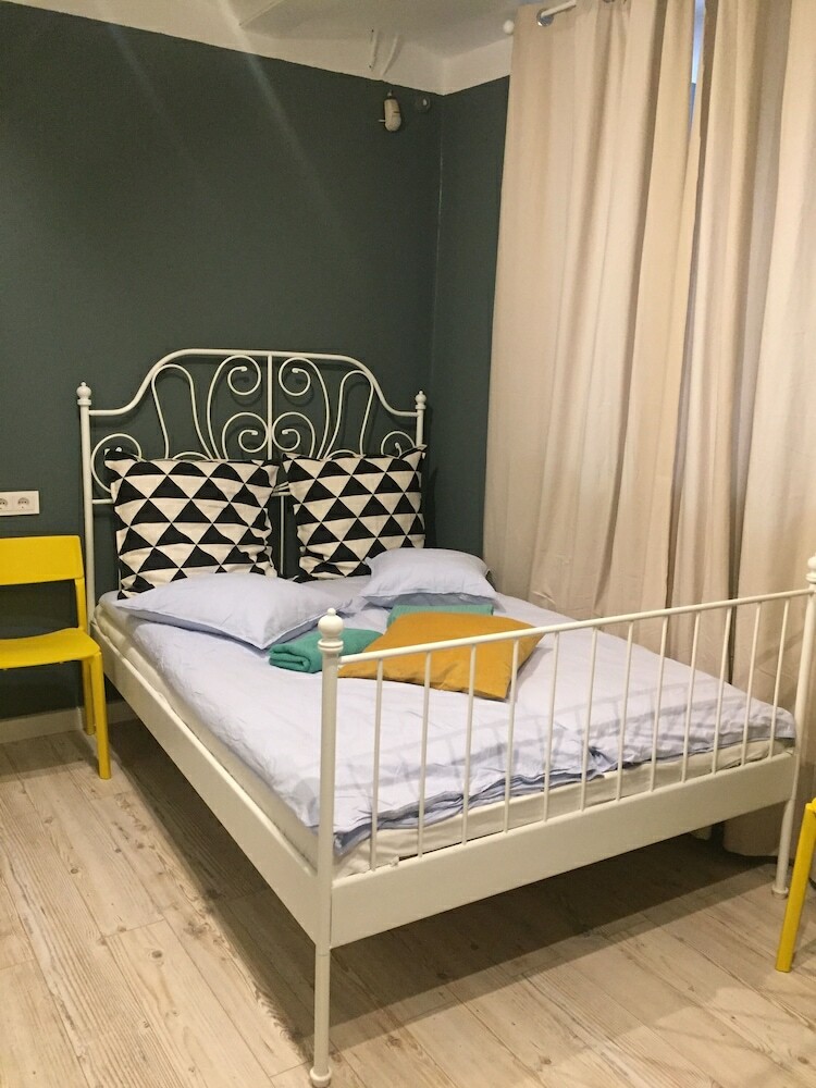 Bed & Breakfast Sleep In Bnb