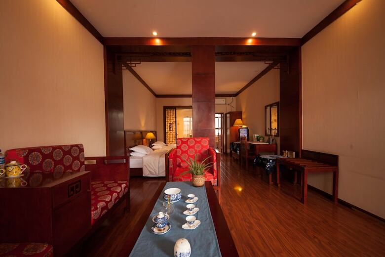 Dali Yinfeng Hotel