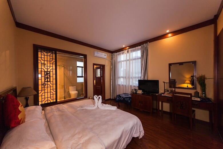 Dali Yinfeng Hotel