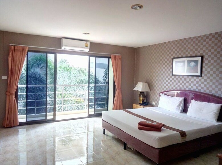 Pearl Place Hotel