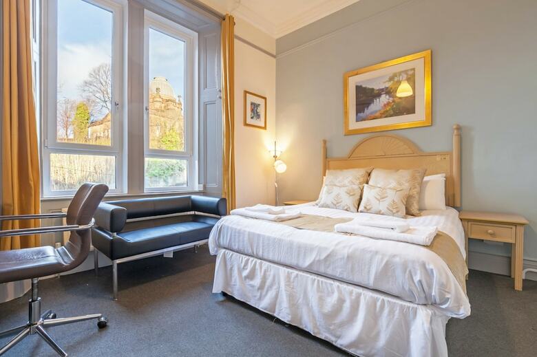 Hotel Oakshaw Guesthouse - Glasgow Airport