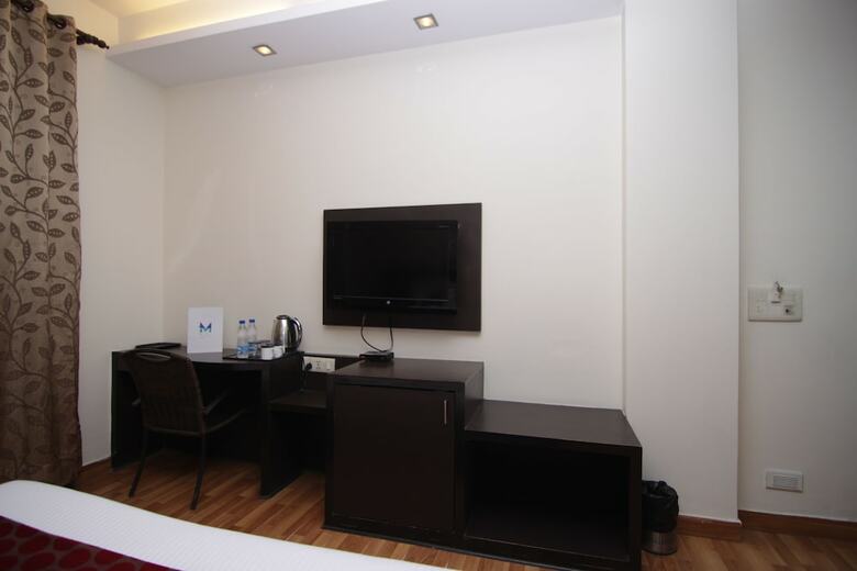 Hotel Mint Milestone Suites