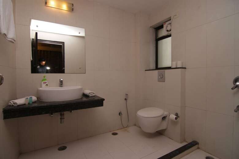 Hotel Mint Milestone Suites