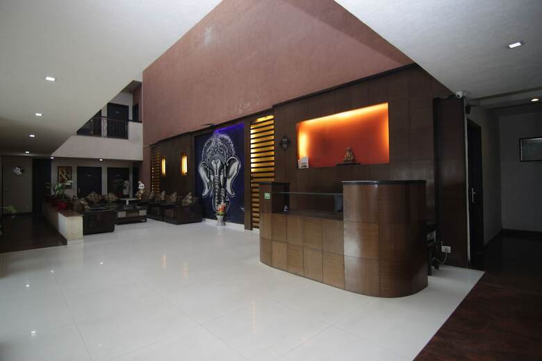 Hotel Mint Milestone Suites