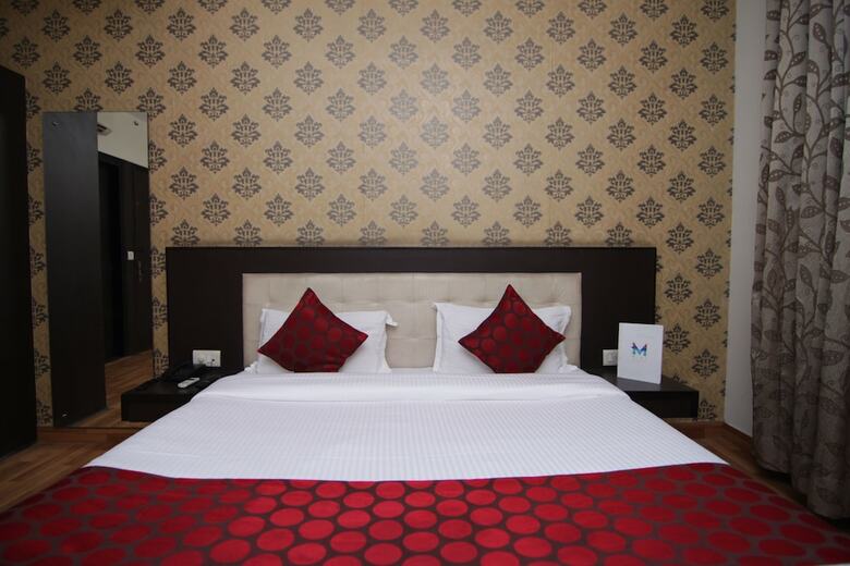 Hotel Mint Milestone Suites