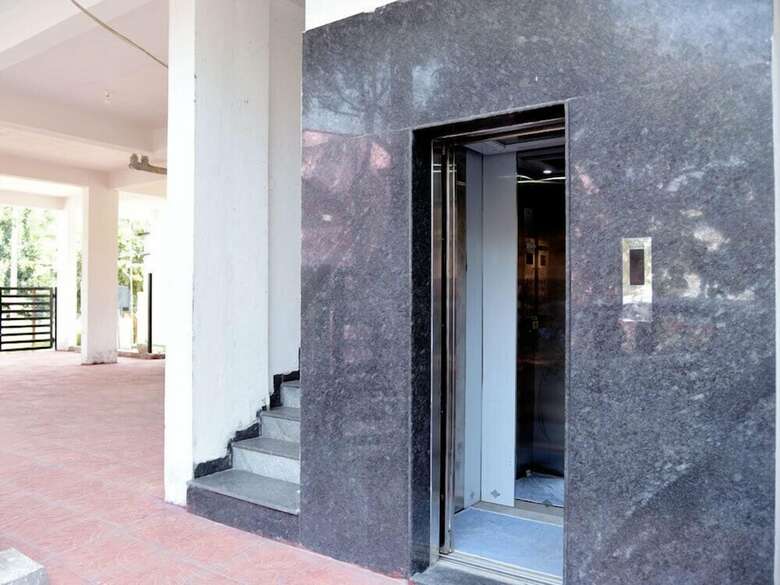 Hotel Sv Suites