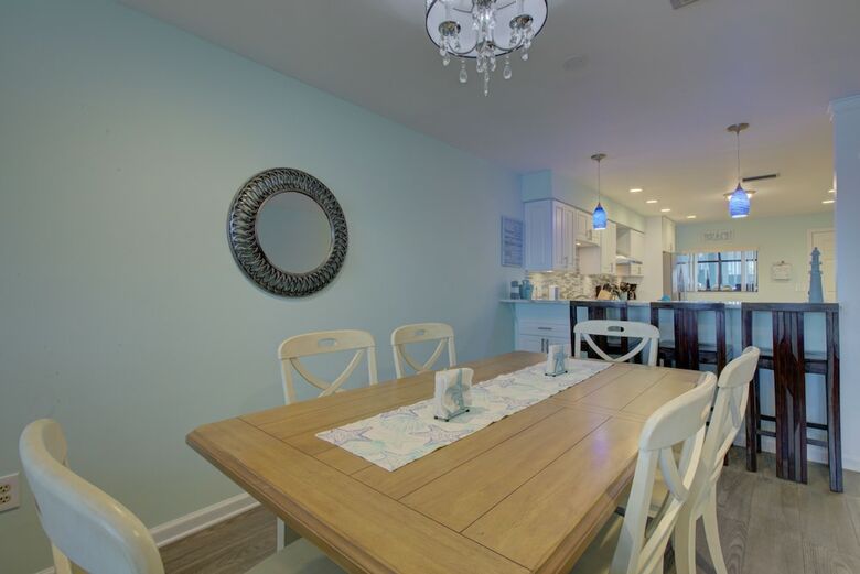 Anna Maria Island Retreat 2br Condo