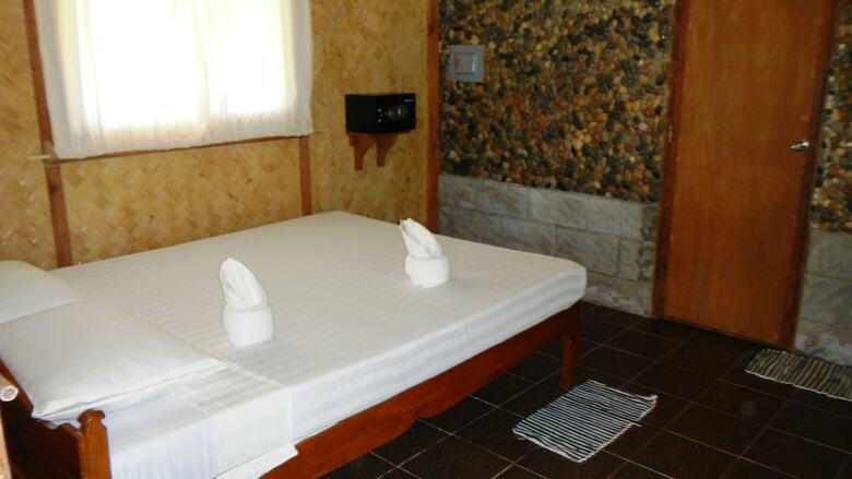 Hotel Las Cabanas Beach Resort