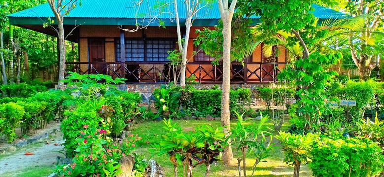 Hotel Las Cabanas Beach Resort