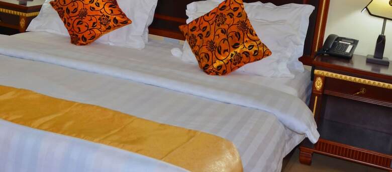 Hotel Executive Inn