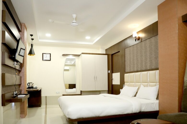 Hotel Anmol Classic