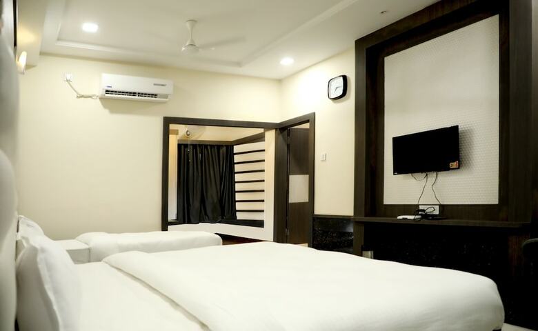 Hotel Anmol Classic