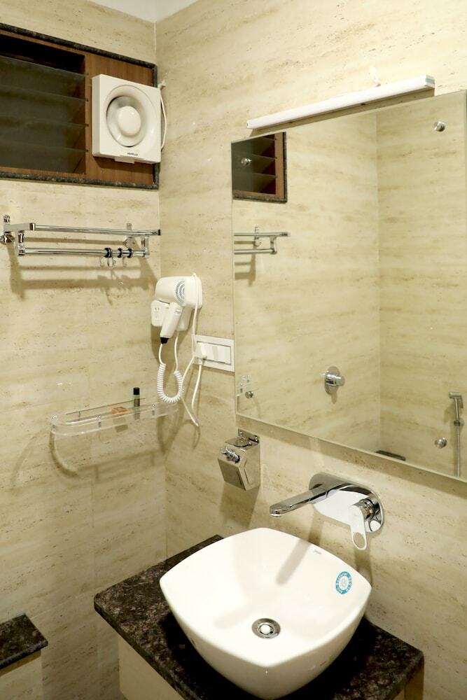 Hotel Anmol Classic