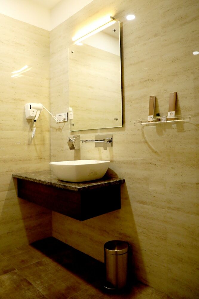 Hotel Anmol Classic
