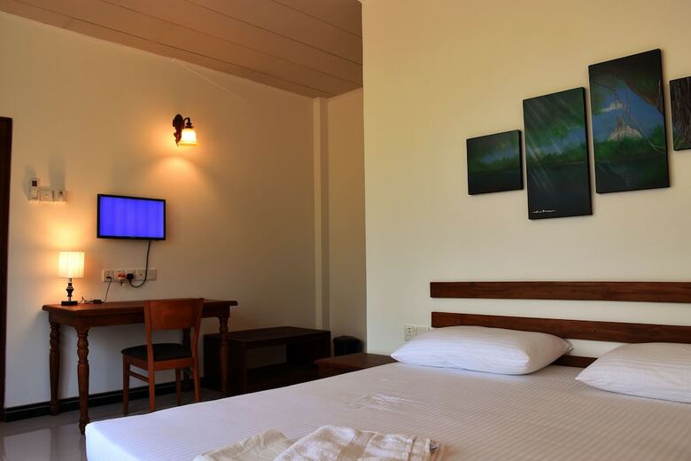 Hotel Sadula Holiday Resort - Anuradhapura