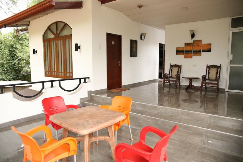 Hotel Sadula Holiday Resort - Anuradhapura