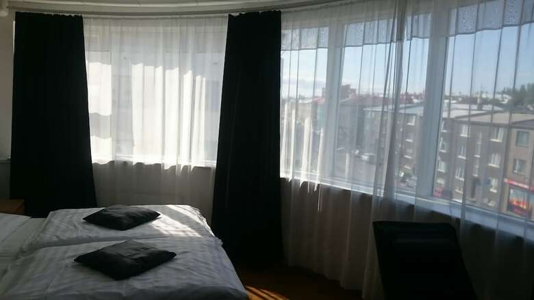 4th Floor Hotel