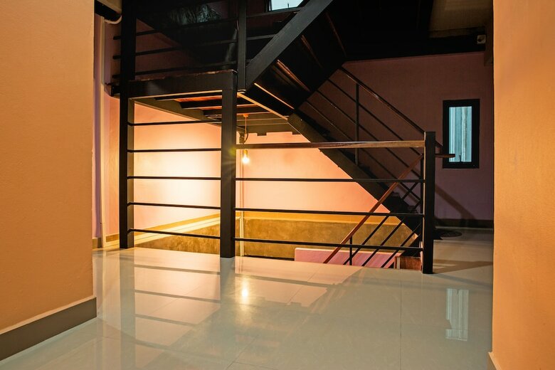 Hostal The Guest Hotel - Hostel