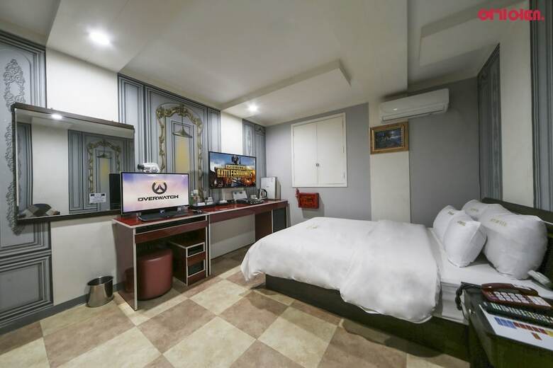 Hotel Sky Motel