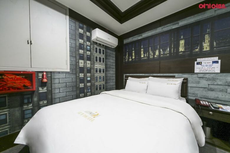 Hotel Sky Motel