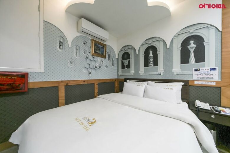 Hotel Sky Motel