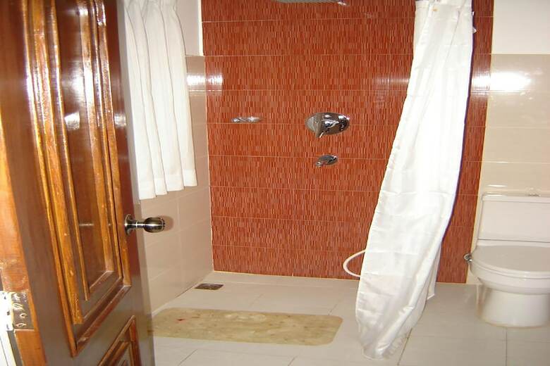 Hotel Serene Resort