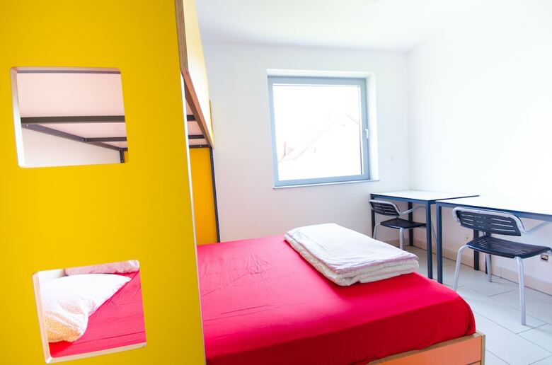 Hostal Simbol Rooms
